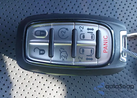 2026 Chrysler Pacifica Limited from USA, damaged, VIN 2C4RC1GG4TR193688